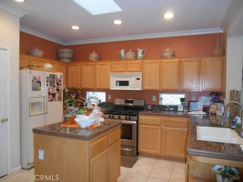 24458 ROSES CT.