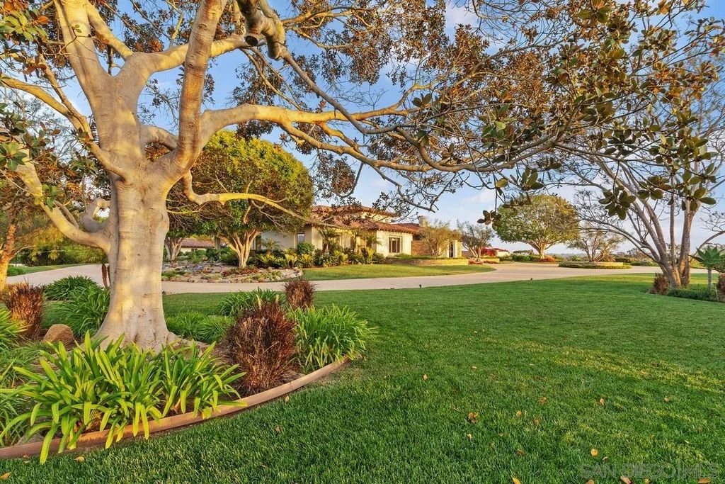 Photo of 18383 Colina Fuerte, Rancho Santa Fe, CA 92067 (MLS # 260001365)