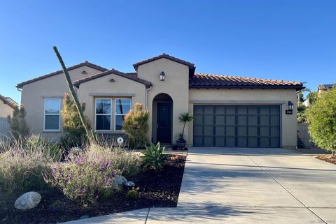 Photo of 1221 Stockton Pl, Escondido, CA 92026 (MLS # 250042156)