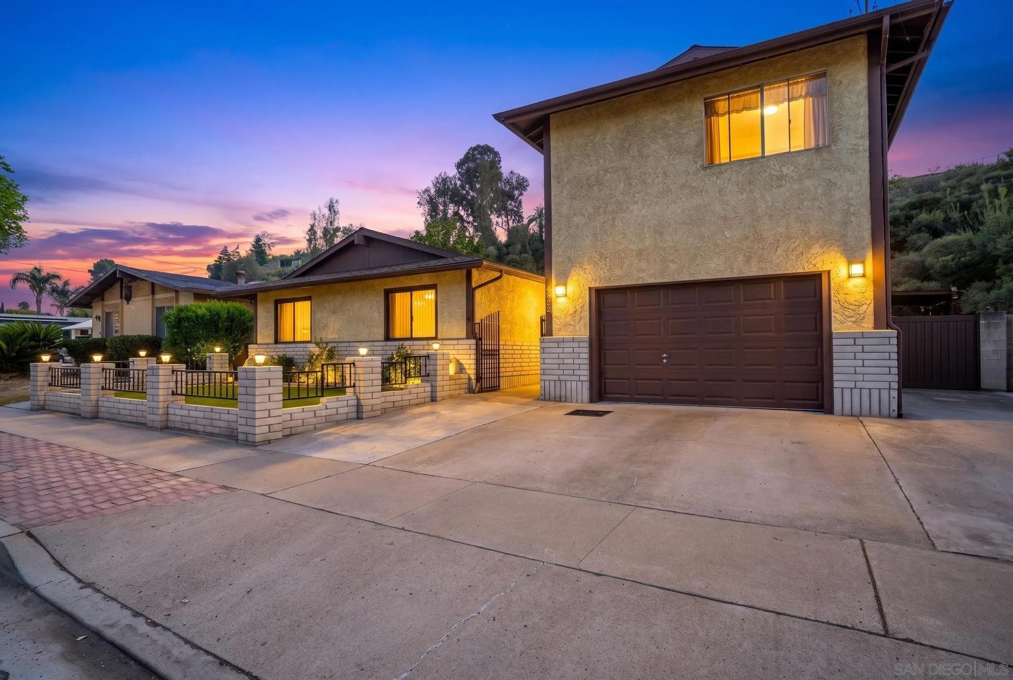 4621 Chateau Drive