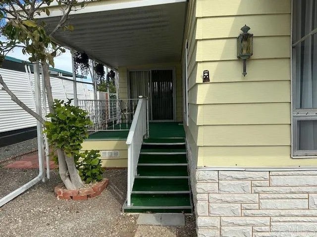 1145 E Barham Dr. 115