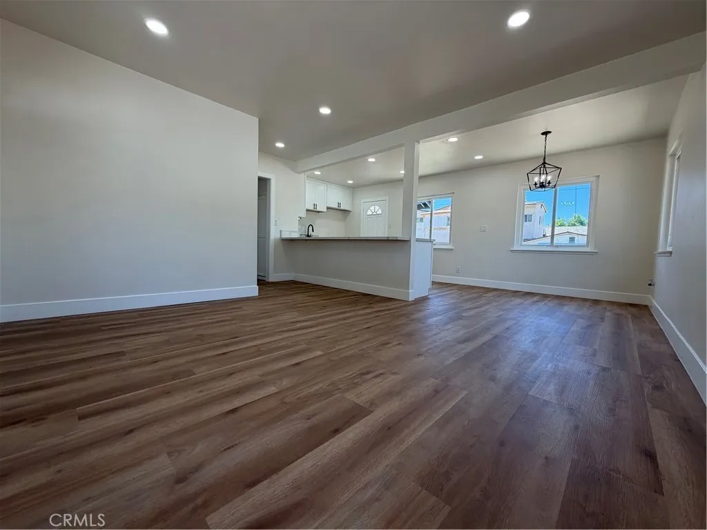 1541 W 16th
