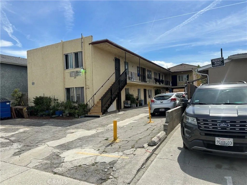 Photo of 1620 W 206th St, Torrance, CA 90501 (MLS # SB26083893)