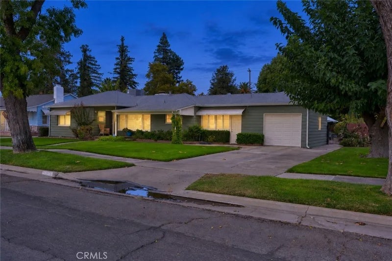 255 E 20th