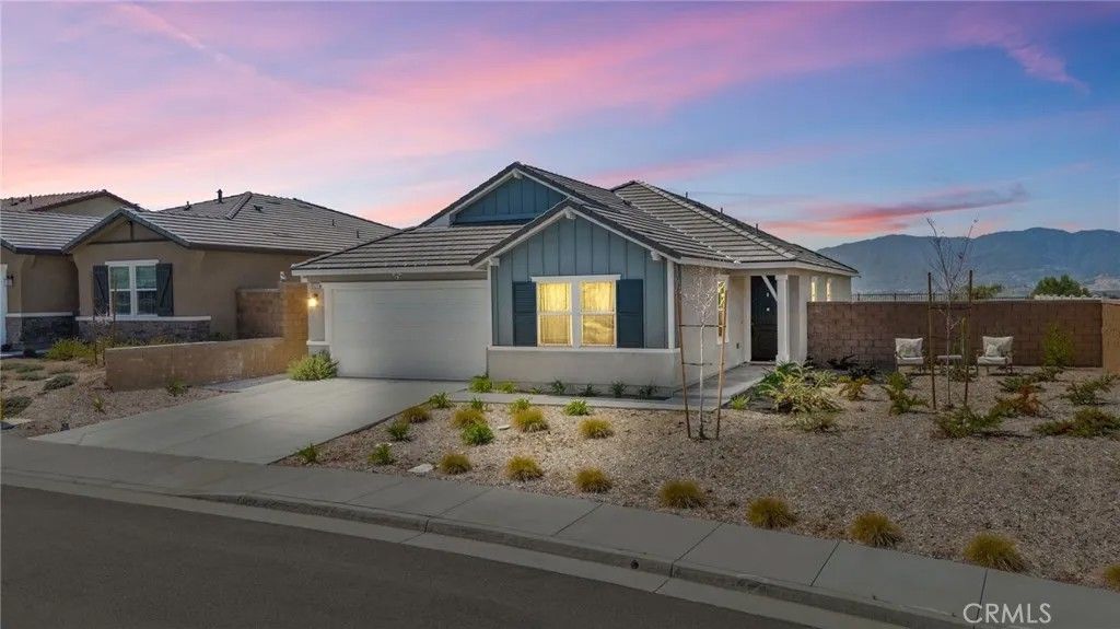 Photo of 45123 Quicksilver Rd, Lake Elsinore, CA 92532 (MLS # IG26055126)