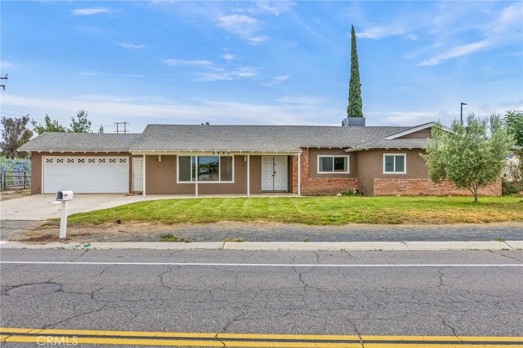 3998 Bluff