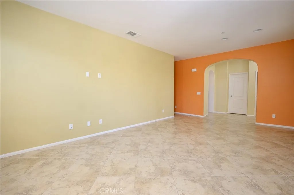 37338 Paseo Tulipa