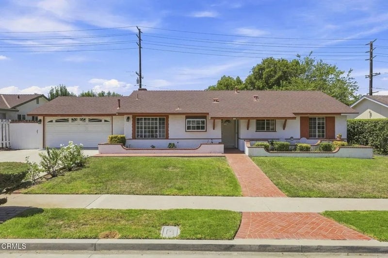 3115 Calle Quebracho