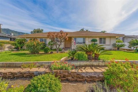 Photo of 138 S Hacienda Ave, Glendora, CA 91741 (MLS # DW26014280)
