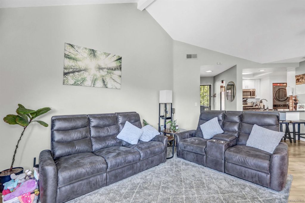 Photo of 3049 Golden Oak Way, Spring Valley, CA 91978 (MLS # 250037589)