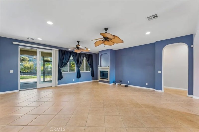 8306 Meadows