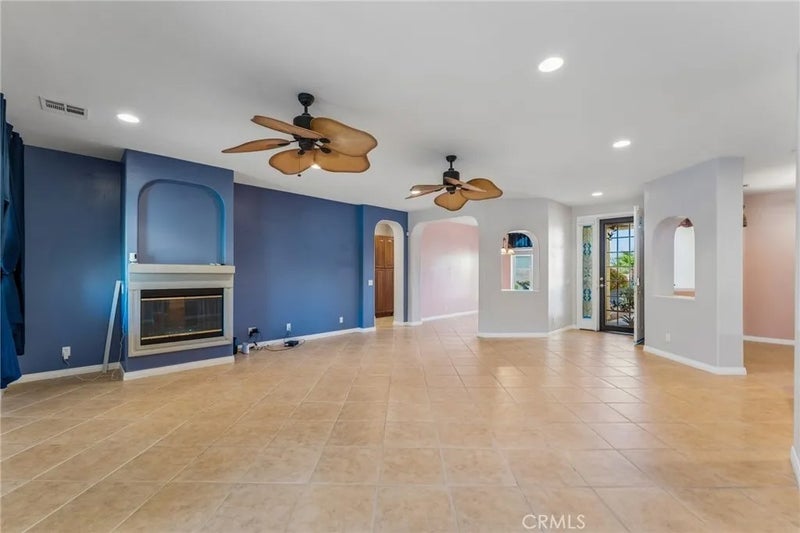 8306 Meadows