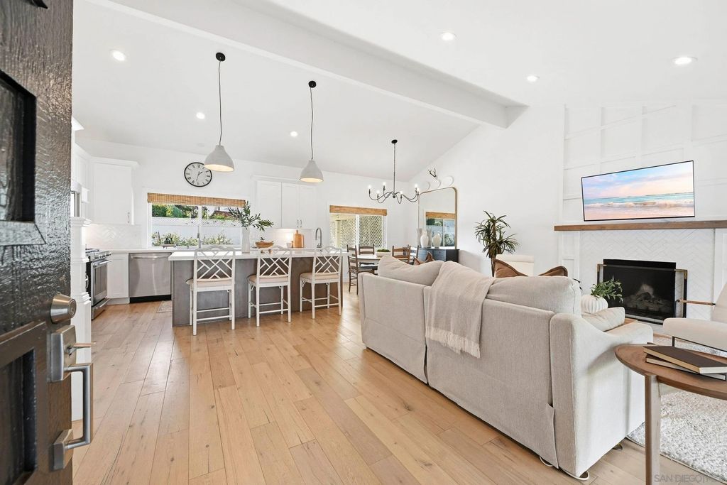 Photo of 114 Cerro Street, Encinitas, CA 92024 (MLS # 260002139)