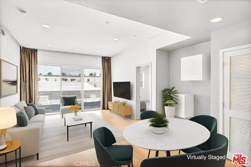 Photo of 4211 Redwood Avenue #305, Los Angeles, CA 90066 (MLS # SB26008041)