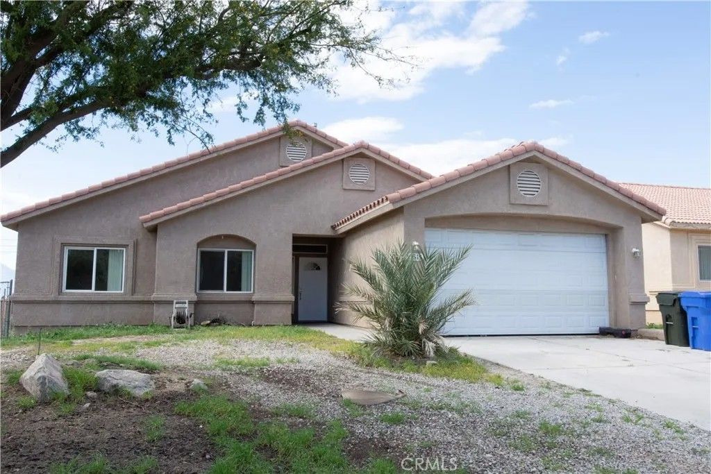 Photo of 15515 Bubbling Wells, Desert Hot Springs, CA 92240 (MLS # SB25229948)