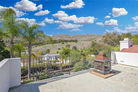 Tiny photo for 2911 Obrajero, San Clemente, CA 92673 (MLS # OC25247559)
