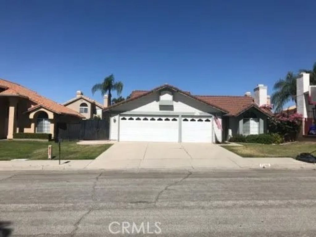 Photo of 7196 Quail Run Drive, Highlands, CA 92346 (MLS # IG26046690)