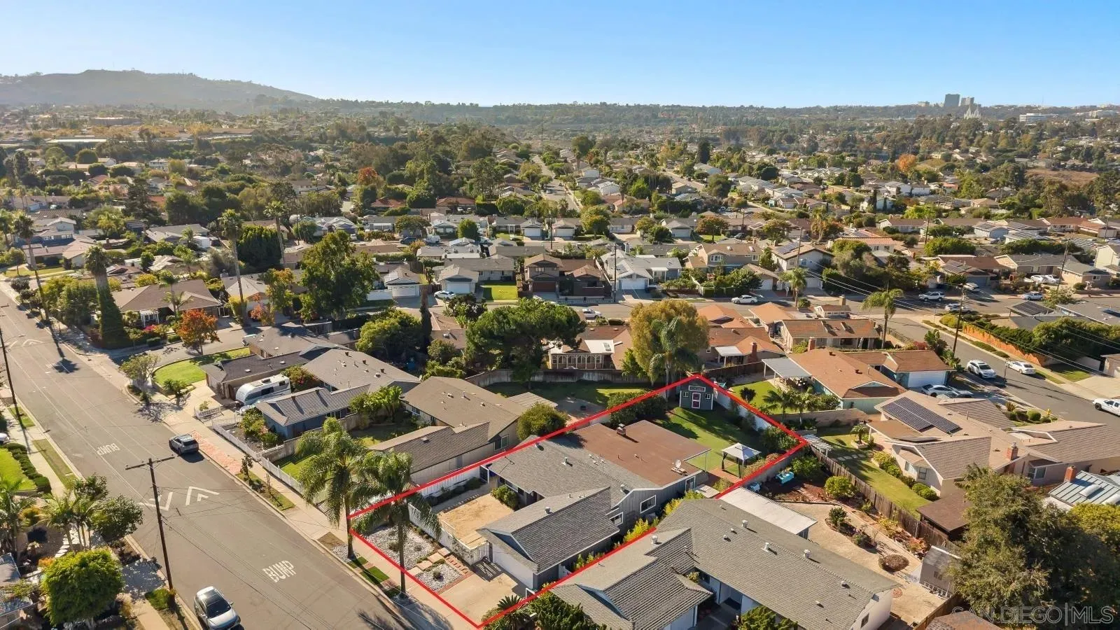 San Diego, California 92122, United States, 4 Bedrooms Bedrooms, ,3 BathroomsBathrooms,Residential,Pending,230543