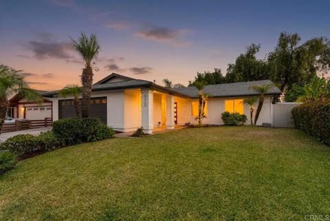 Photo of 4229 Cielo Avenue, Oceanside, CA 92056 (MLS # NDP2606334)