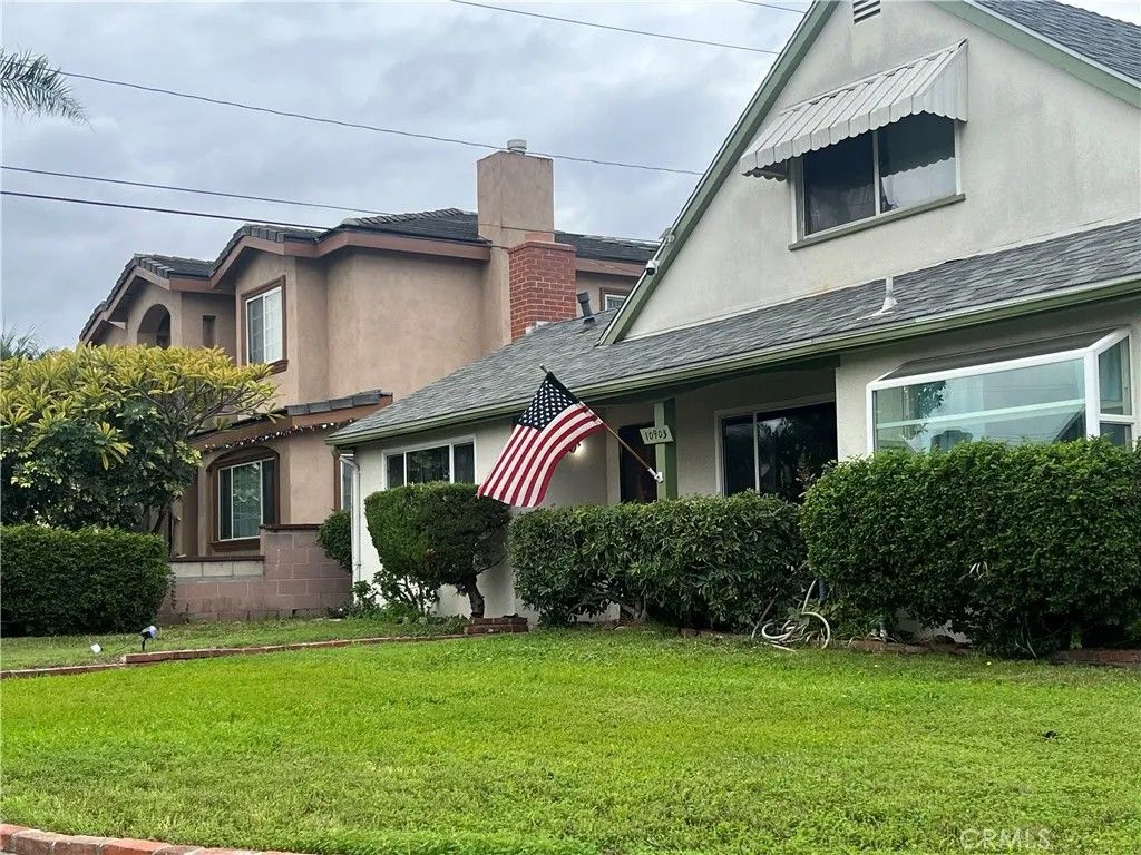 Photo of 10903 Theis Avenue, Whittier, CA 90604 (MLS # SW25279659)