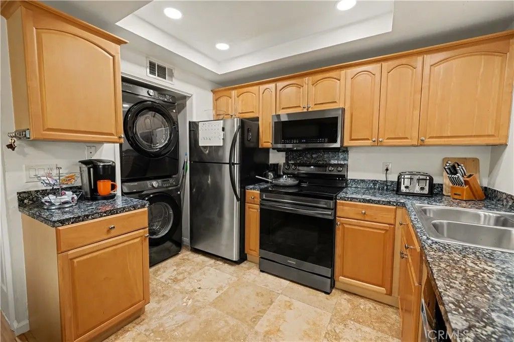 Photo of 521 N Mollison Ave, El Cajon, CA 92021 (MLS # IV26043952)