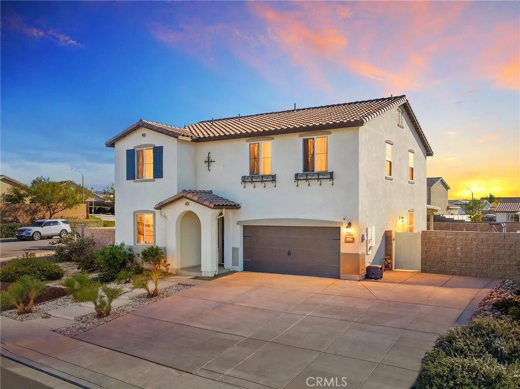 Photo of 31457 Darlington Oak Drive, Winchester, CA 92596 (MLS # SW26003095)