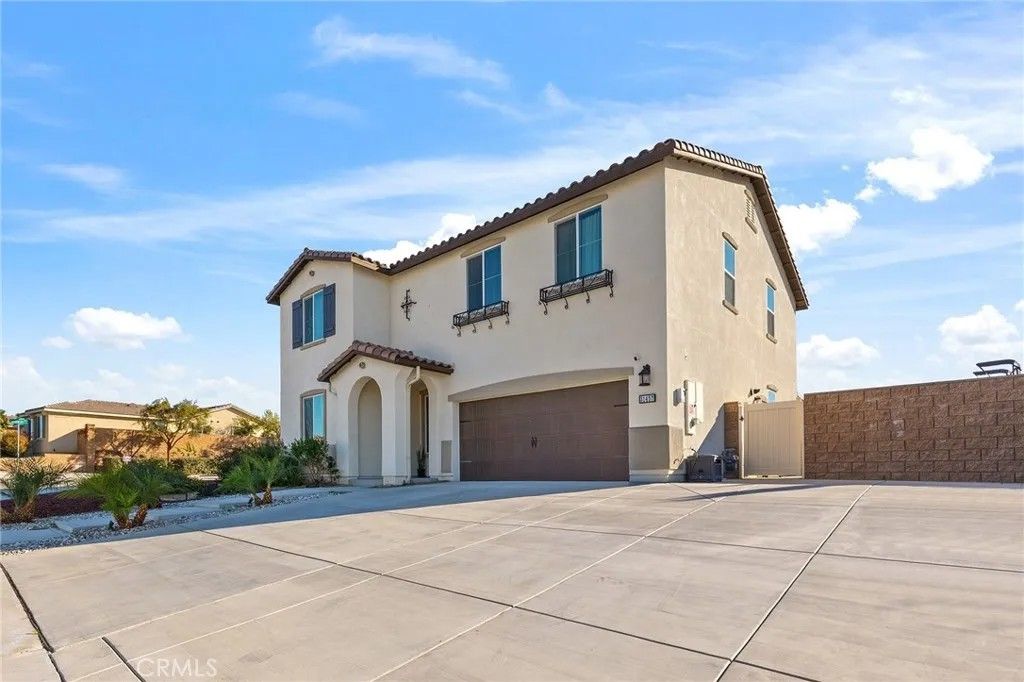 Photo of 31457 Darlington Oak Drive, Winchester, CA 92596 (MLS # SW26003095)