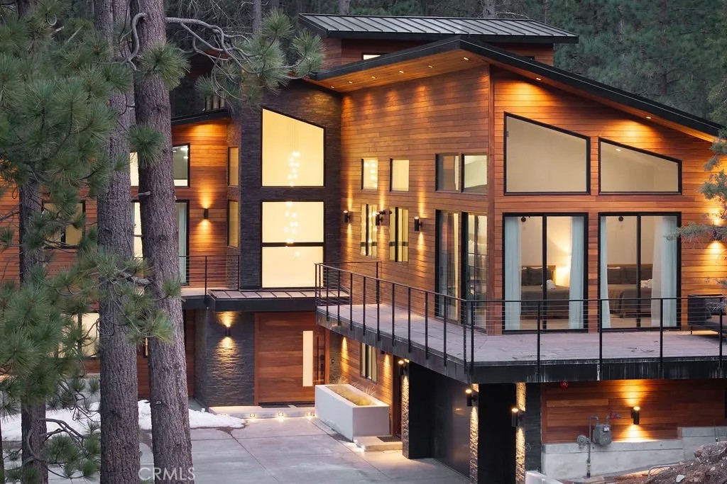 42421 Evergreen Drive