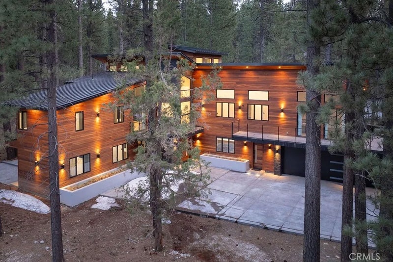 42421 Evergreen Drive