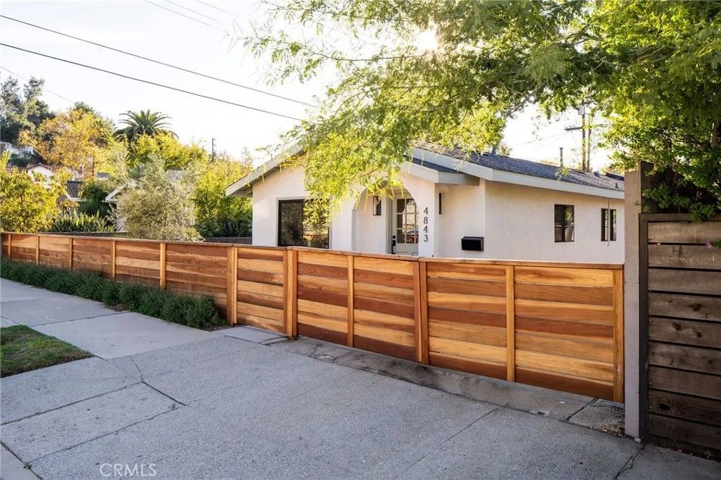 Photo of 4843 Genevieve Avenue, Los Angeles, CA 90041 (MLS # AR25268199)