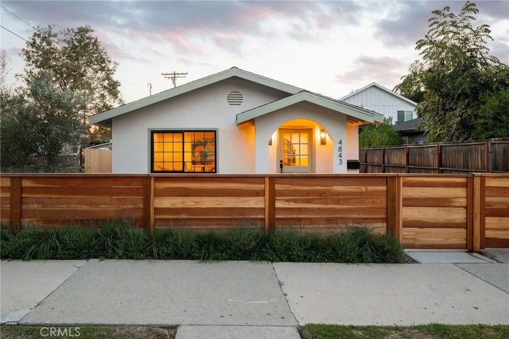 Photo of 4843 Genevieve Avenue, Los Angeles, CA 90041 (MLS # AR25268199)