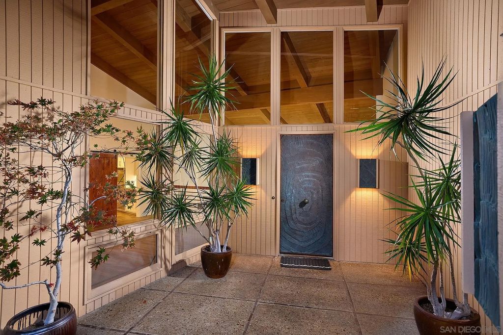 Photo of 5458 Avenida Maravillas, Rancho Santa Fe, CA 92067 (MLS # 250035434)