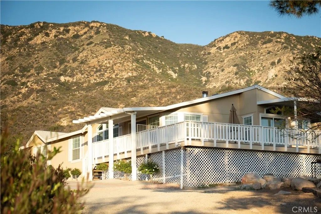 Photo of 18989 Grand Avenue, Lake Elsinore, CA 92530 (MLS # TR26087949)