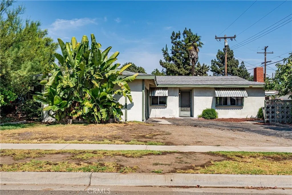 412 S Vecino Avenue