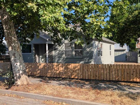 Photo of 1124 Union Street, Red Bluff, CA 96080 (MLS # 20260554)