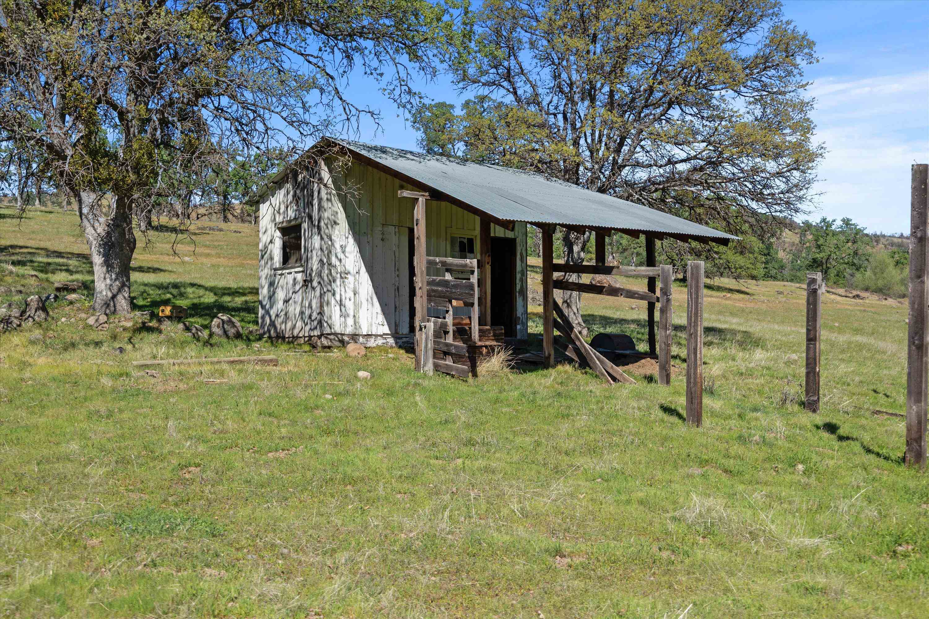 Paynes Creek, California, 96075, United States, 3 Bedrooms Bedrooms, ,2 BathroomsBathrooms,Residential,Active,2031781
