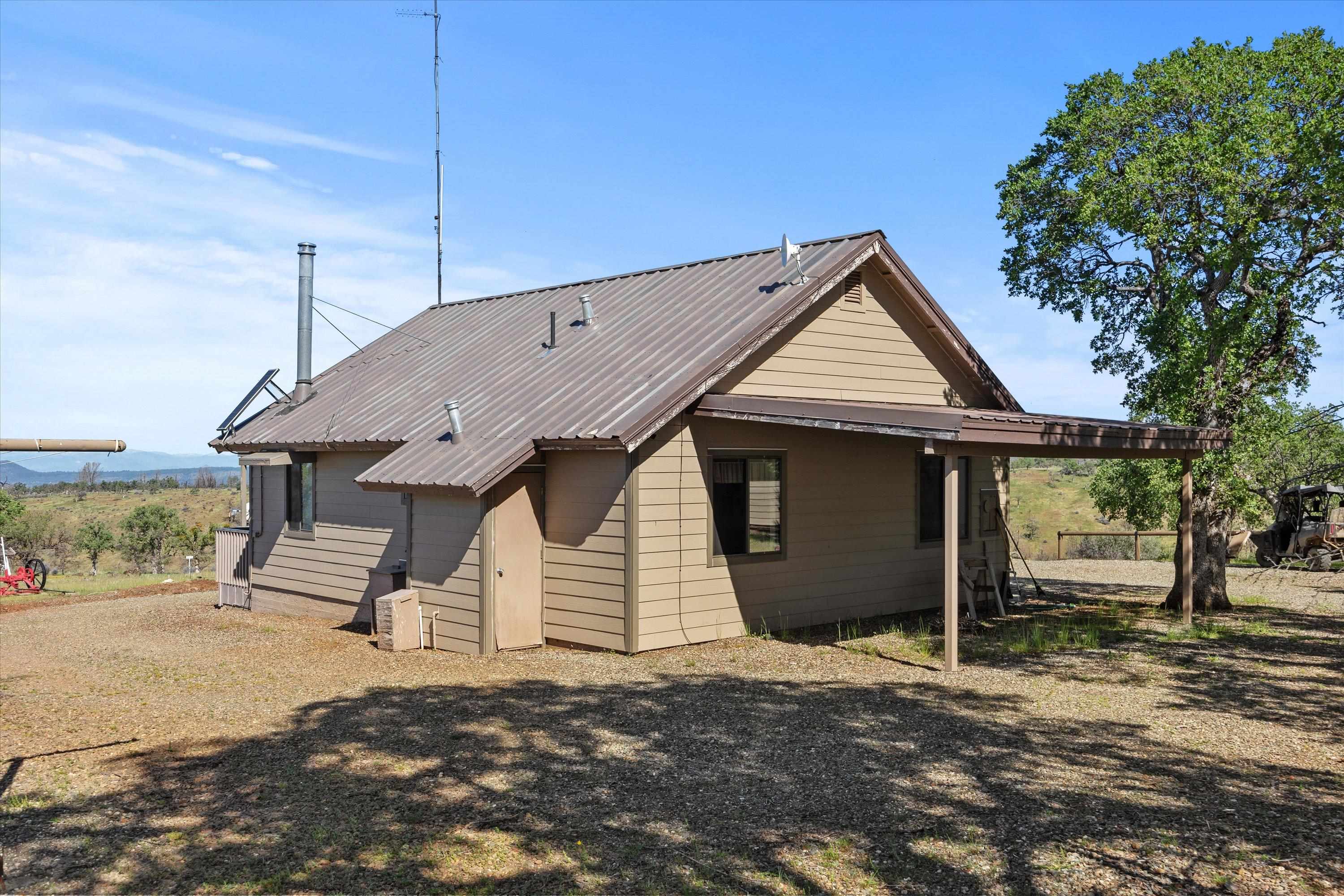 Paynes Creek, California, 96075, United States, 3 Bedrooms Bedrooms, ,2 BathroomsBathrooms,Residential,Active,2031781
