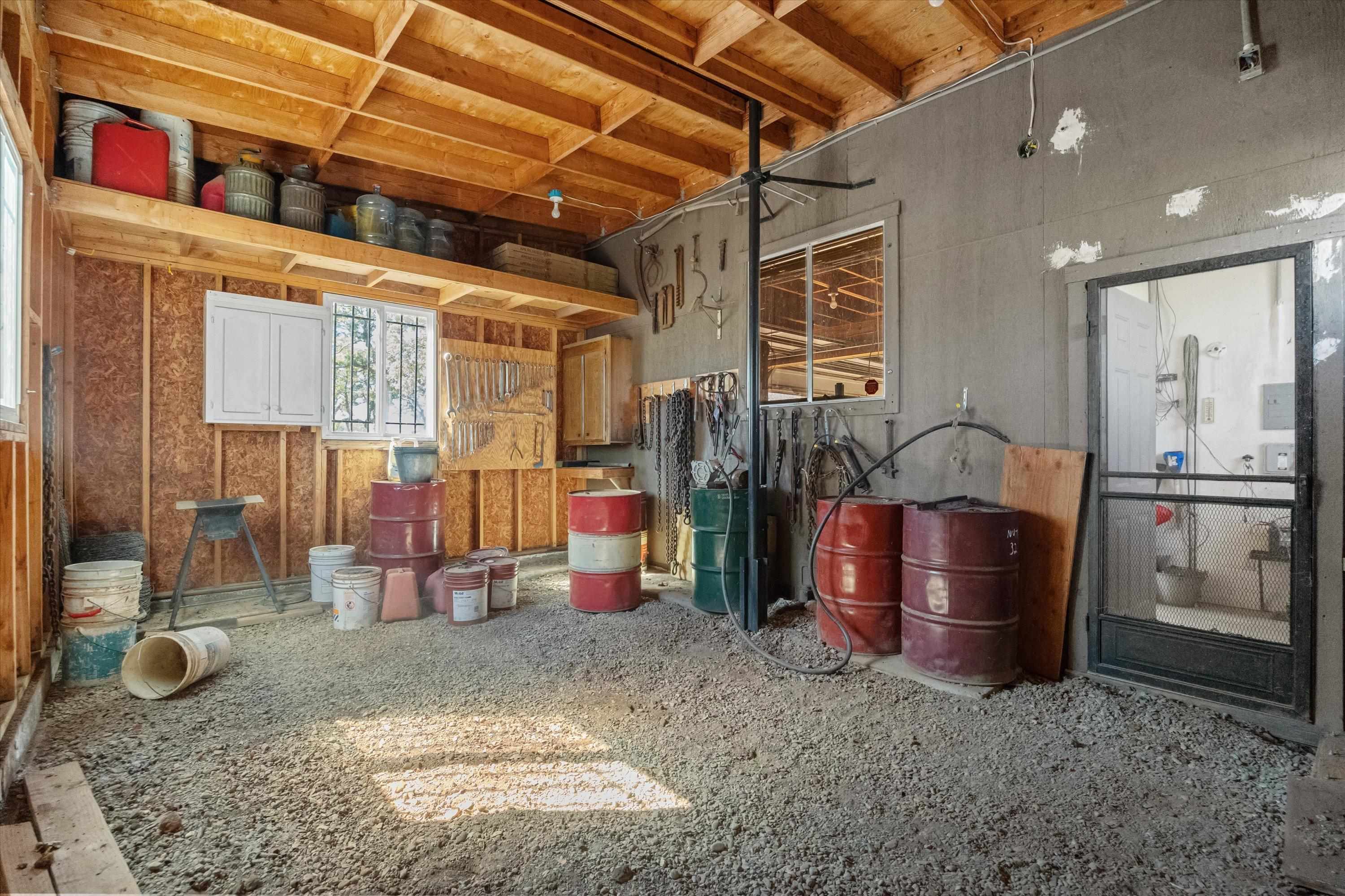 Paynes Creek, California, 96075, United States, 3 Bedrooms Bedrooms, ,2 BathroomsBathrooms,Residential,Active,2031781