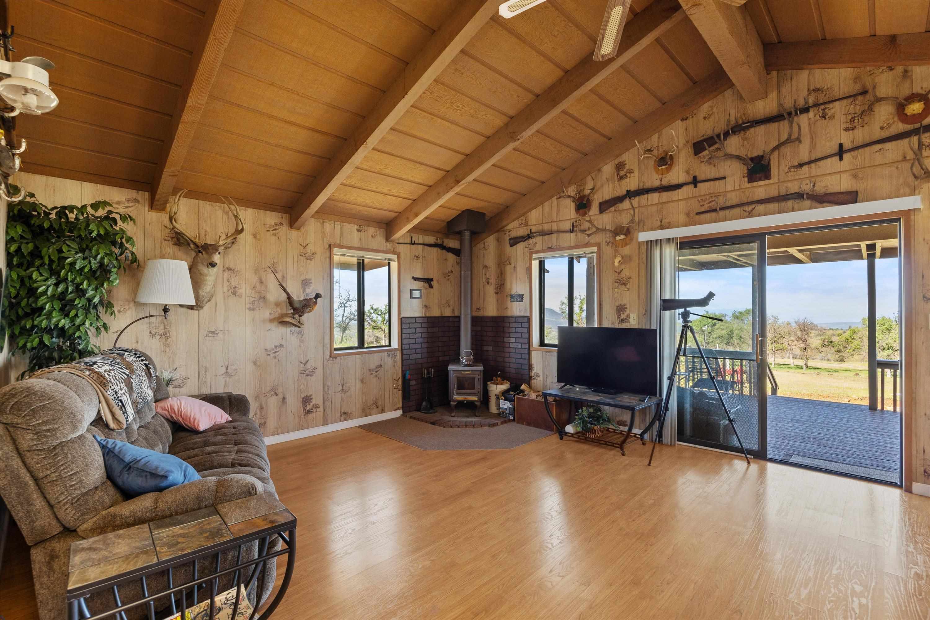Paynes Creek, California, 96075, United States, 3 Bedrooms Bedrooms, ,2 BathroomsBathrooms,Residential,Active,2031781