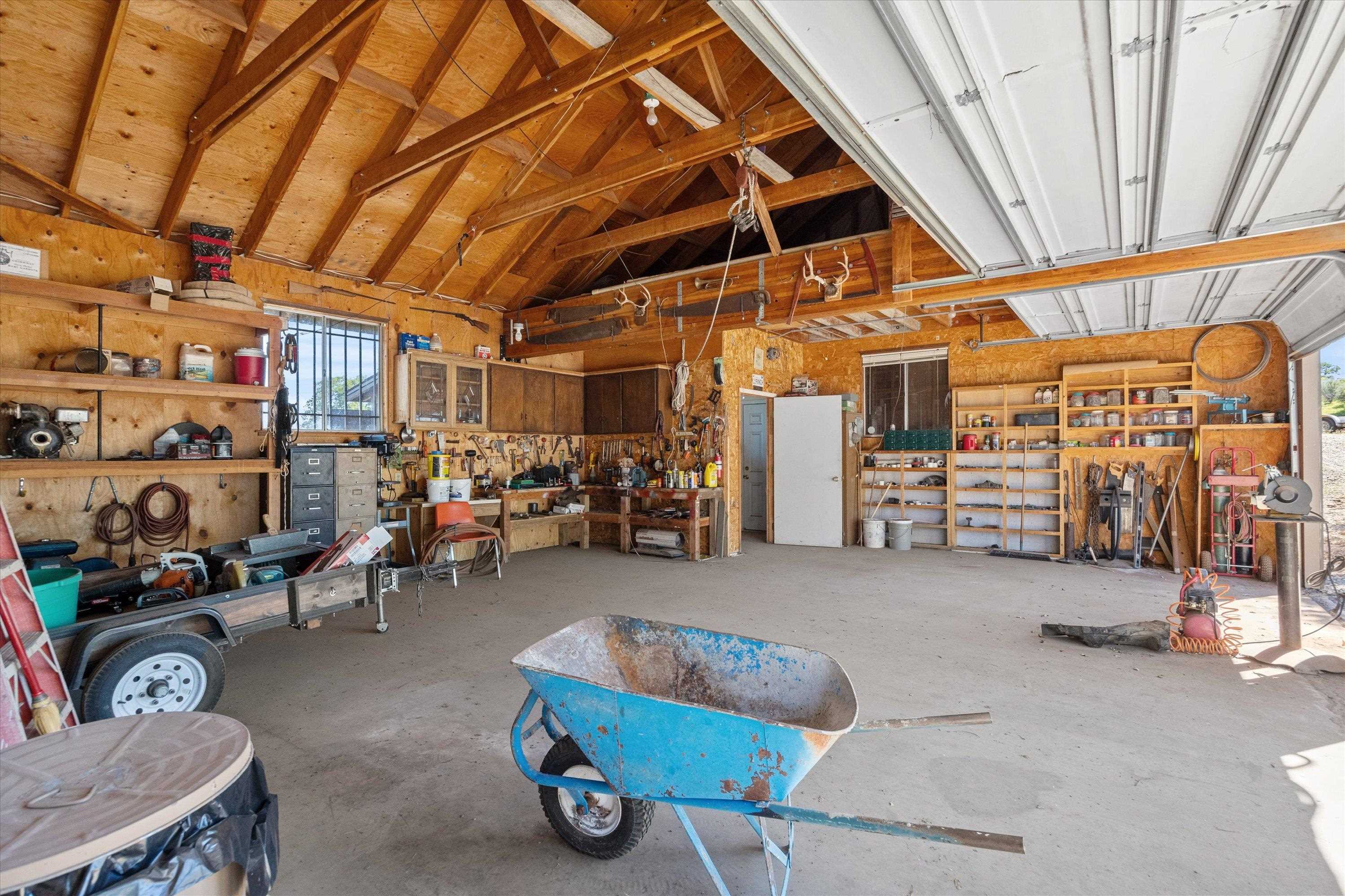 Paynes Creek, California, 96075, United States, 3 Bedrooms Bedrooms, ,2 BathroomsBathrooms,Residential,Active,2031781
