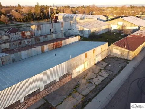 Photo of 1575 East Street, Corning, CA 96021 (MLS # 20240870)