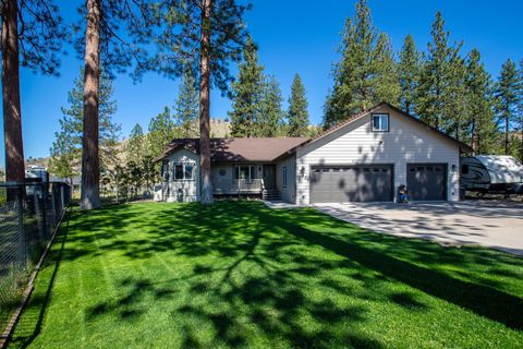 Photo of 17417 Possum Way, Weed, CA 96094 (MLS # 20260585)