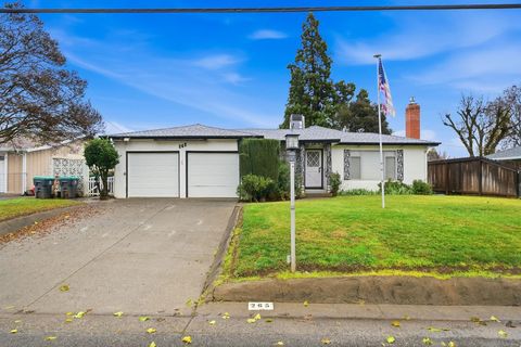 Photo of 265 Kaer Ave, Red Bluff, CA 96080 (MLS # 20250863)