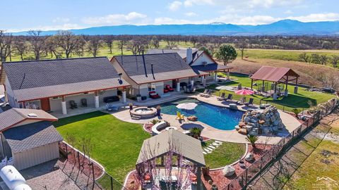 Photo of 14825 Cannon Road, Red Bluff, CA 96080 (MLS # 20250497)