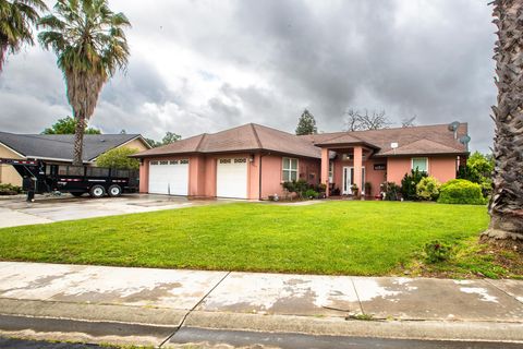 Photo of 20347 Acorn Avenue, Red Bluff, CA 96080 (MLS # 20260513)