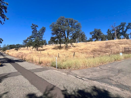 PLATINA RD, IGO, CA 96047 - Image 63cac3a7b8e8ea43fa7dad889bf88b37/4120203628