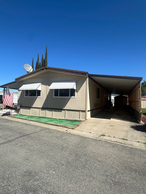 Photo of 149 Casa Grande Drive, Red Bluff, CA 96080 (MLS # 20260388)