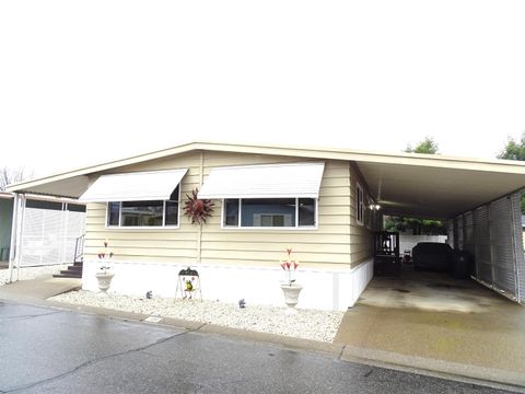 Photo of 101 Casa Grande Drive, Red Bluff, CA 96080 (MLS # 20251007)