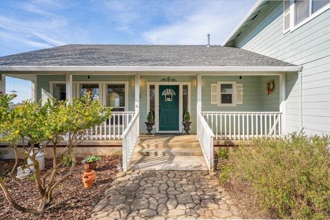 Photo of 18920 Reeds Creek Road, Red Bluff, CA 96080 (MLS # 20260540)