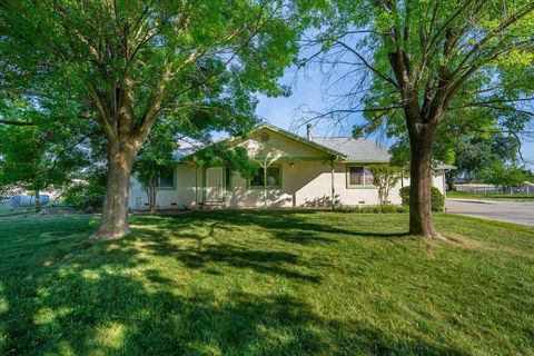 Photo of 14410 Paynes Creek Road, Red Bluff, CA 96080 (MLS # 20260479)
